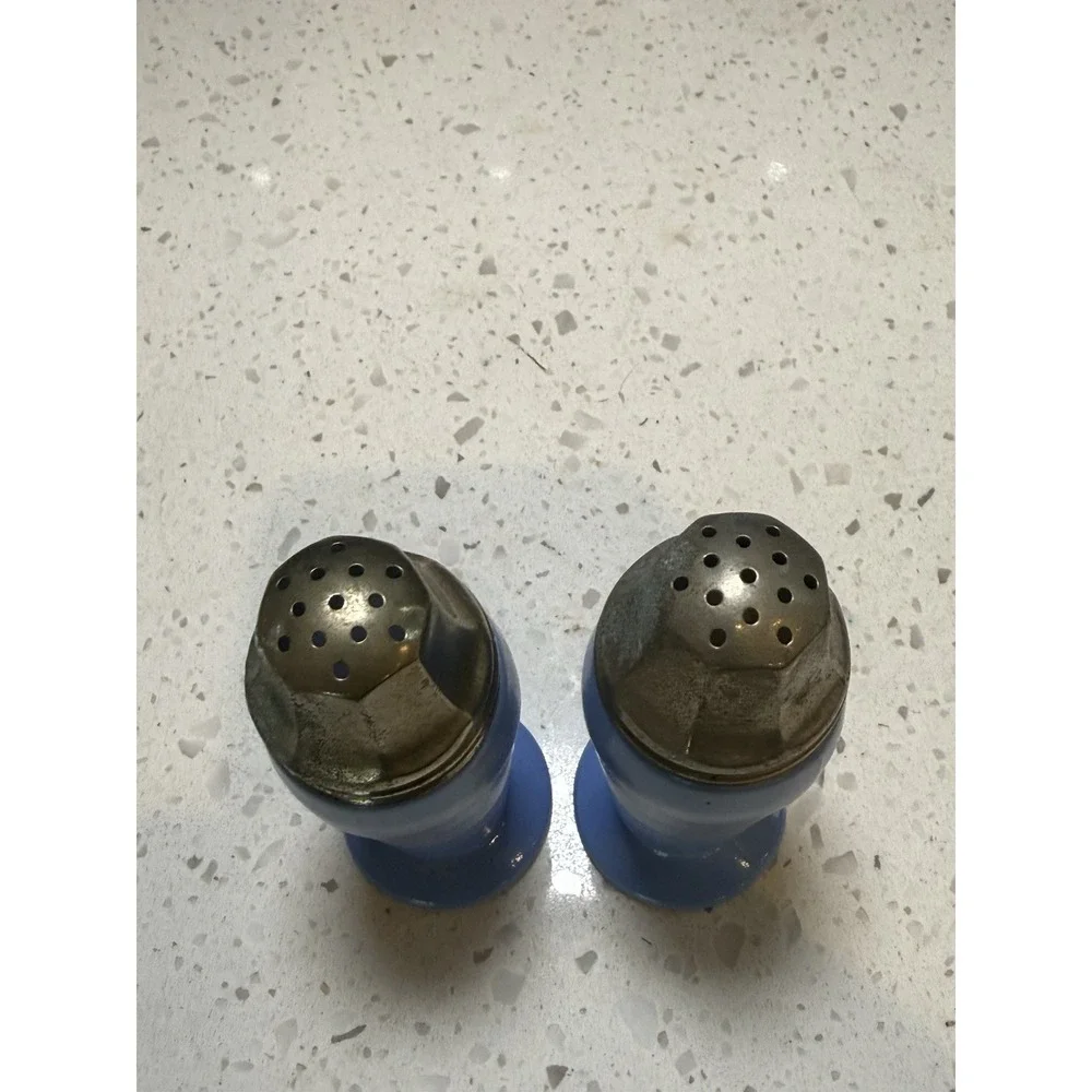 Hazel Atlas Moderntone Platonite Pastel Blue Salt And Pepper Shakers Mid Century